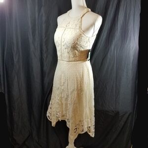 Guess Ivory Lace Hankerchief Dress Size 8 NWT